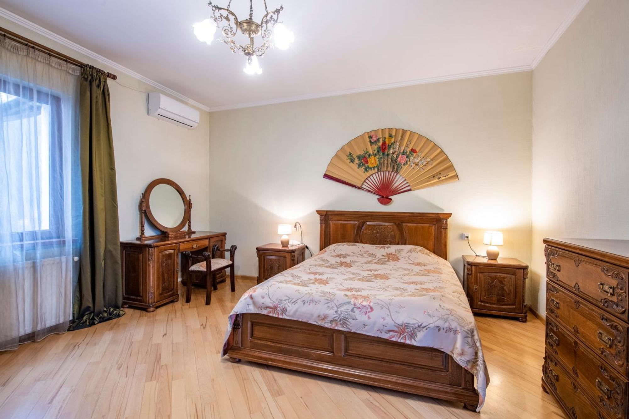 Your Home, Old Тбилиси Экстерьер фото